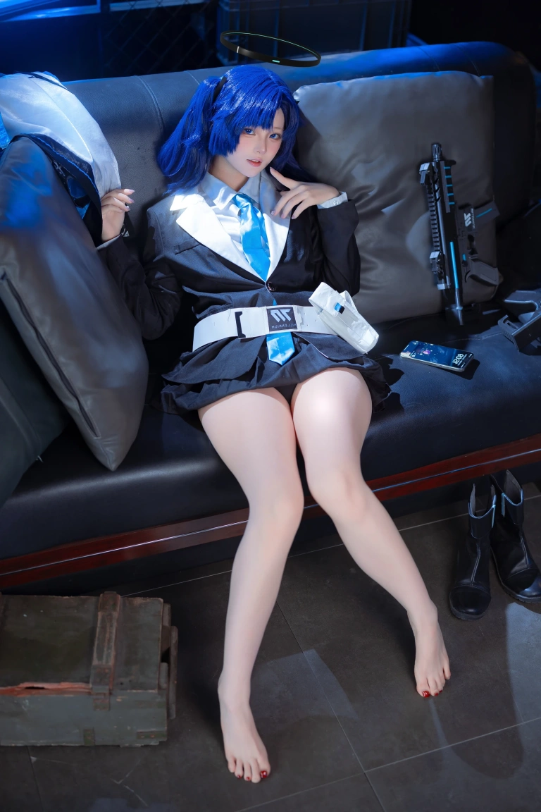 屿鱼《优香》写真图集 45P｜在线预览与图包下载