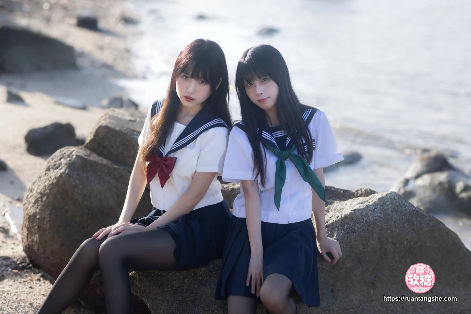 不呆猫 不呆猫 NO.043 - 水手服百合黑丝(&三無人型)