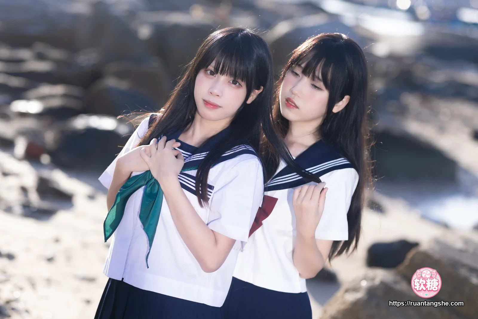 不呆猫 不呆猫 NO.043 - 水手服百合黑丝(&三無人型)