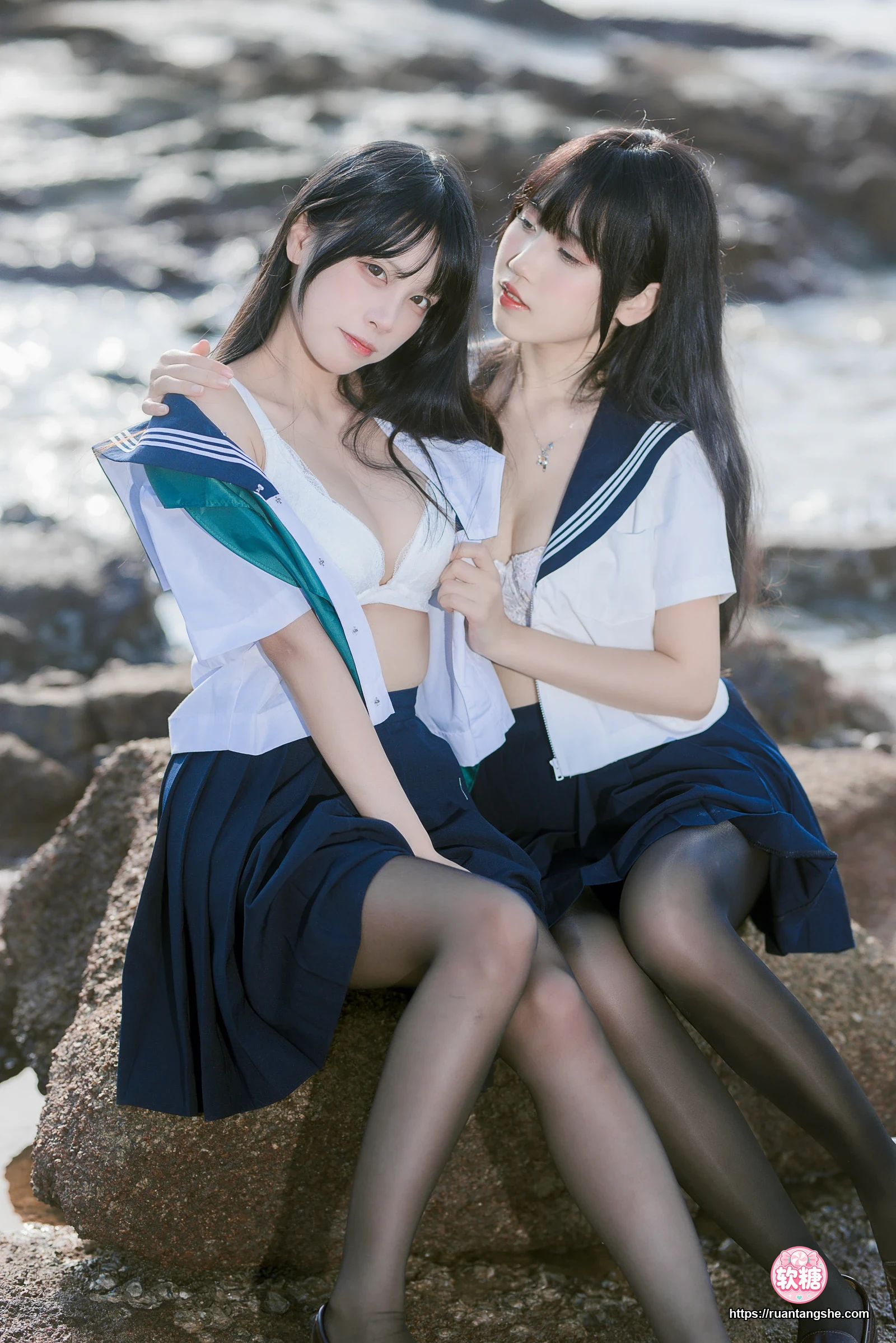 不呆猫 不呆猫 NO.043 - 水手服百合黑丝(&三無人型)