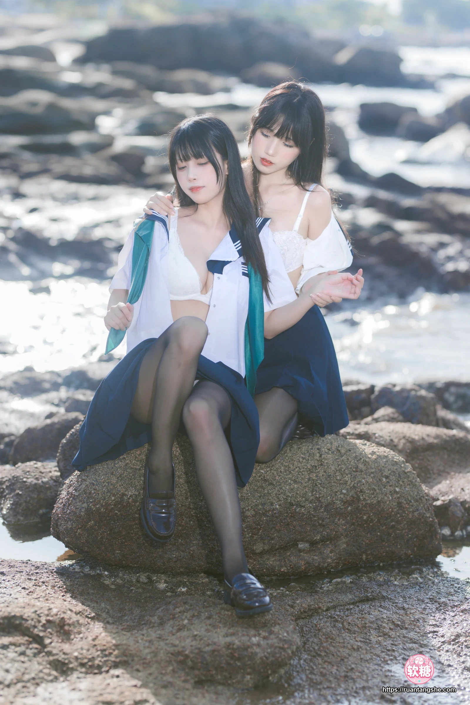 不呆猫 不呆猫 NO.043 - 水手服百合黑丝(&三無人型)
