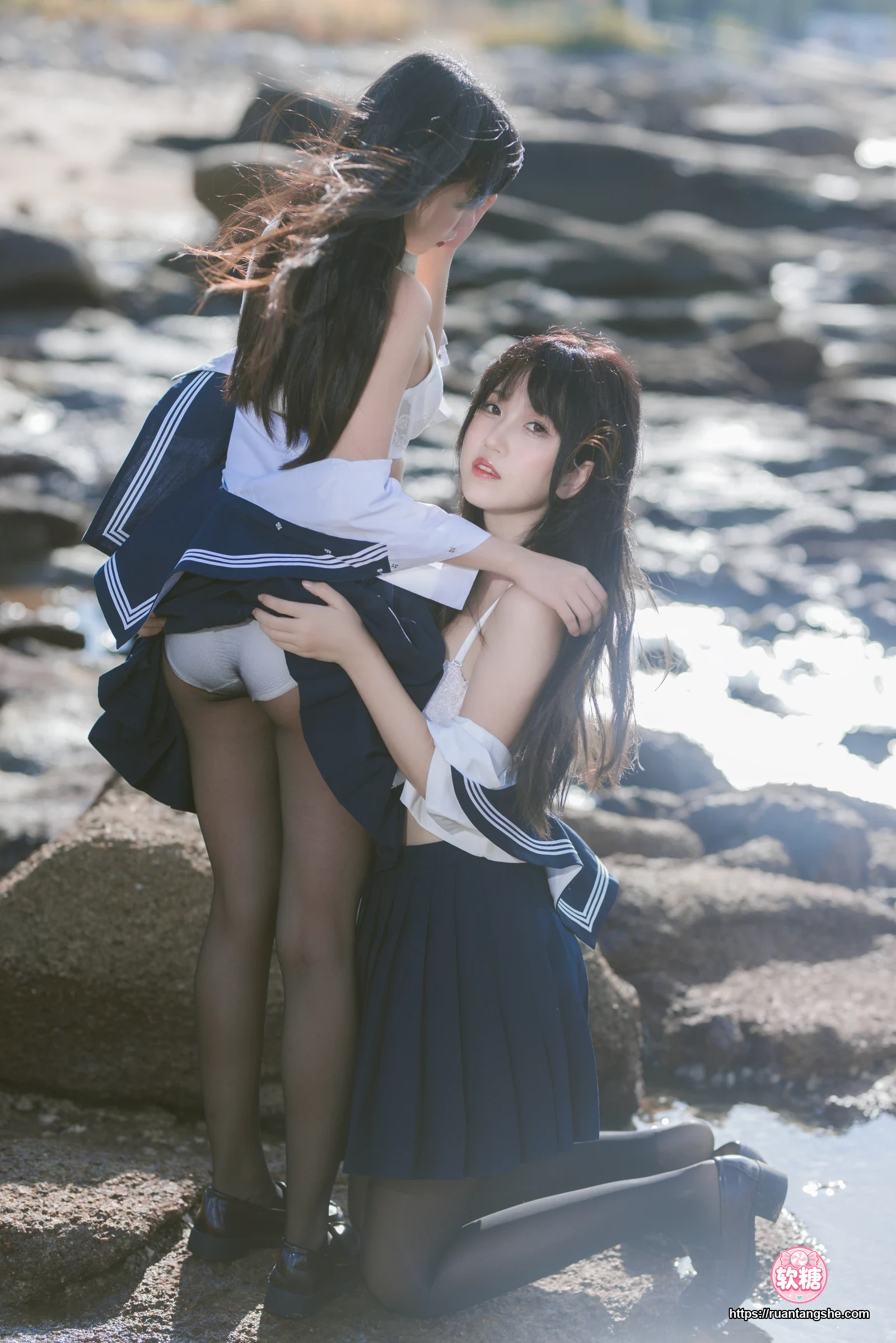 不呆猫 不呆猫 NO.043 - 水手服百合黑丝(&三無人型)