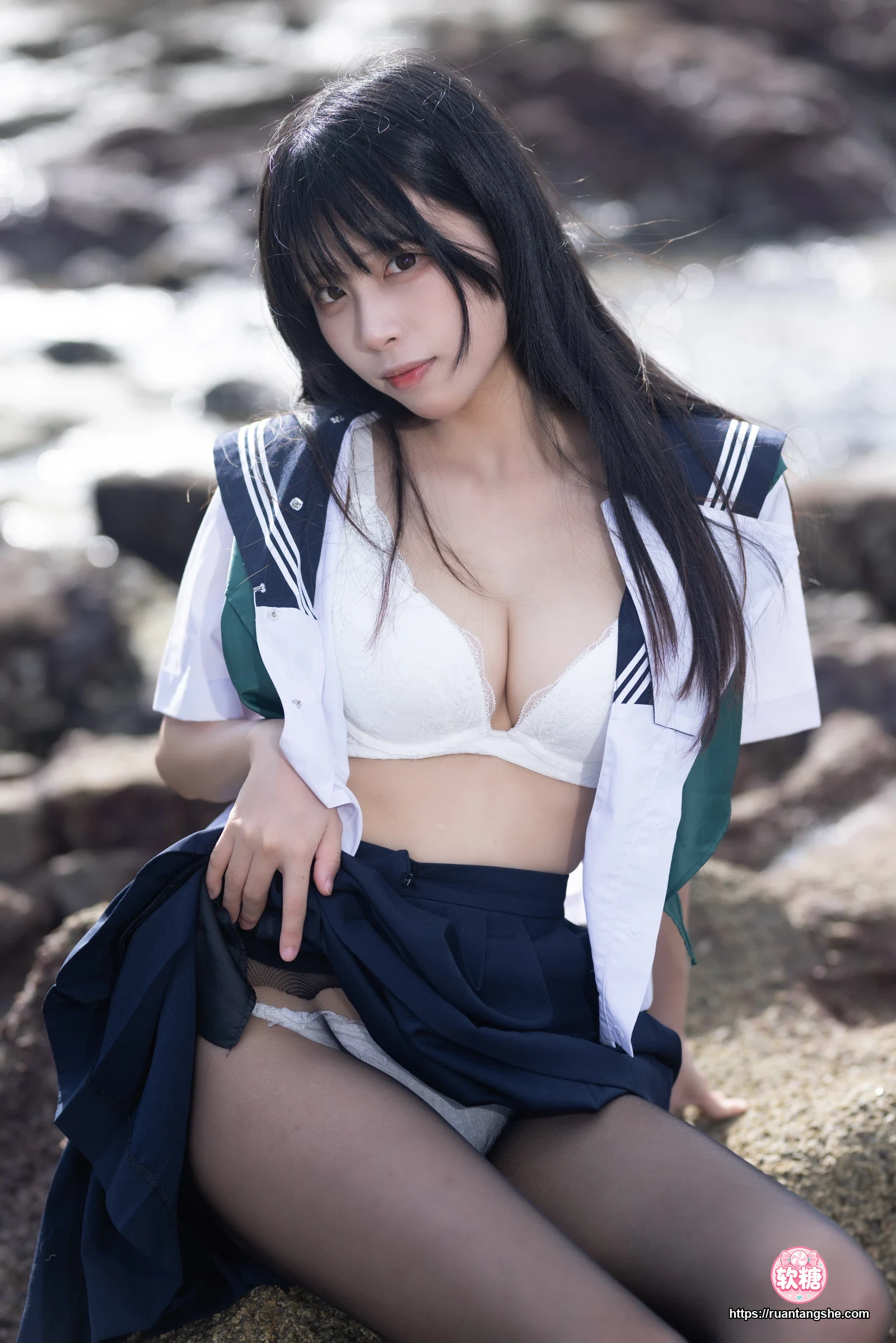 不呆猫 不呆猫 NO.043 - 水手服百合黑丝(&三無人型)
