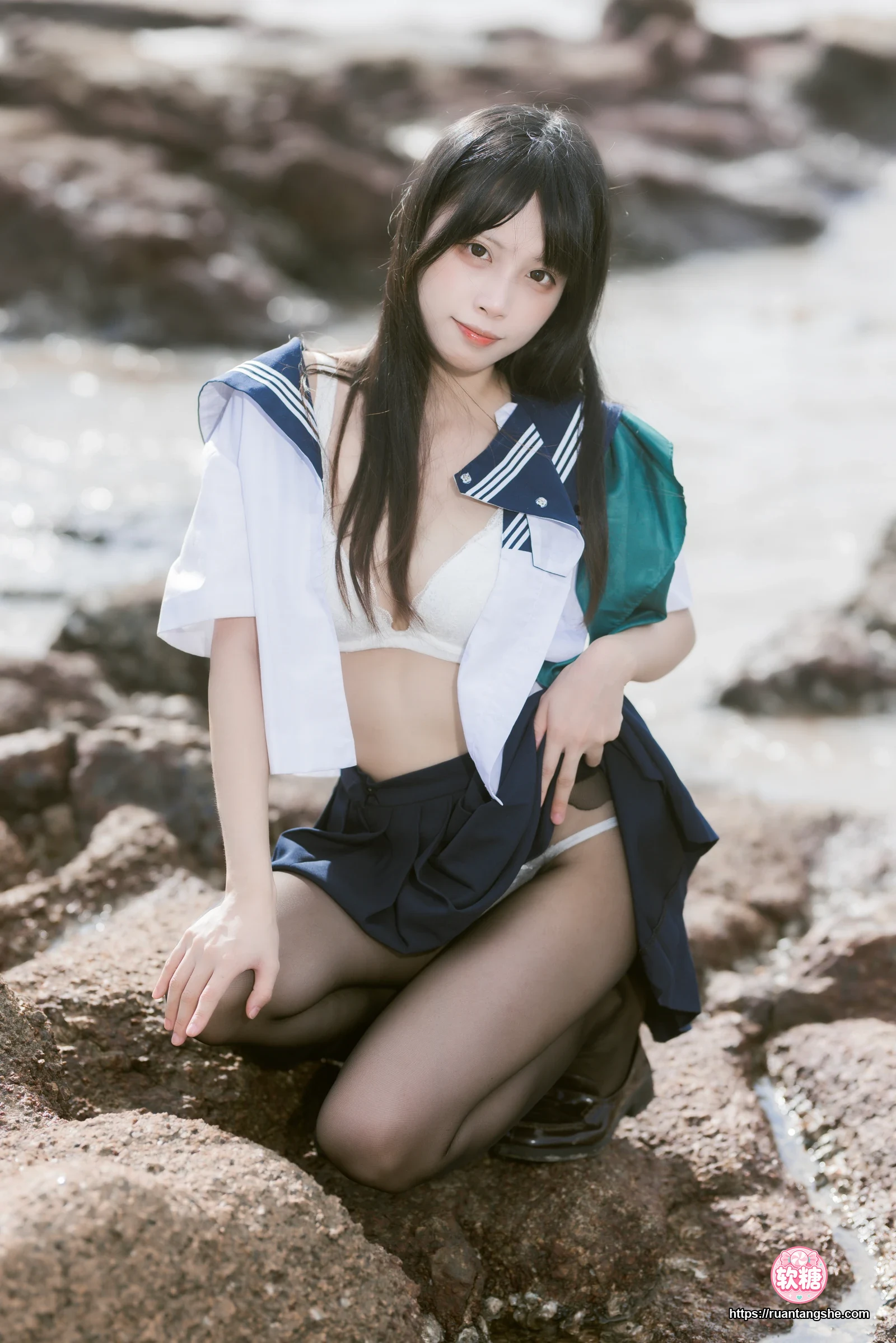 不呆猫 不呆猫 NO.043 - 水手服百合黑丝(&三無人型)