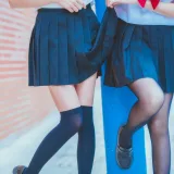 桜桃喵《JK百合2（桜桃喵&疯猫ss）》写真图集 33P｜在线预览与图包下载