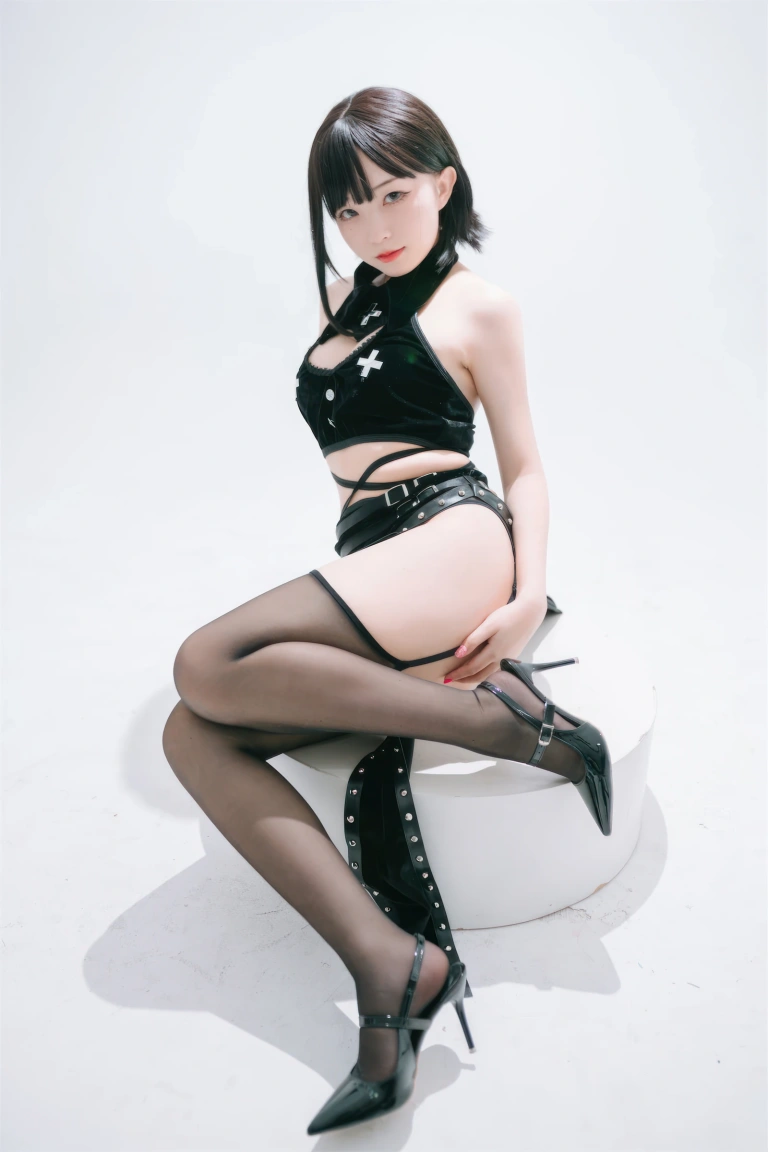 花铃《吊带袜修女》写真图集 71P｜在线预览与图包下载
