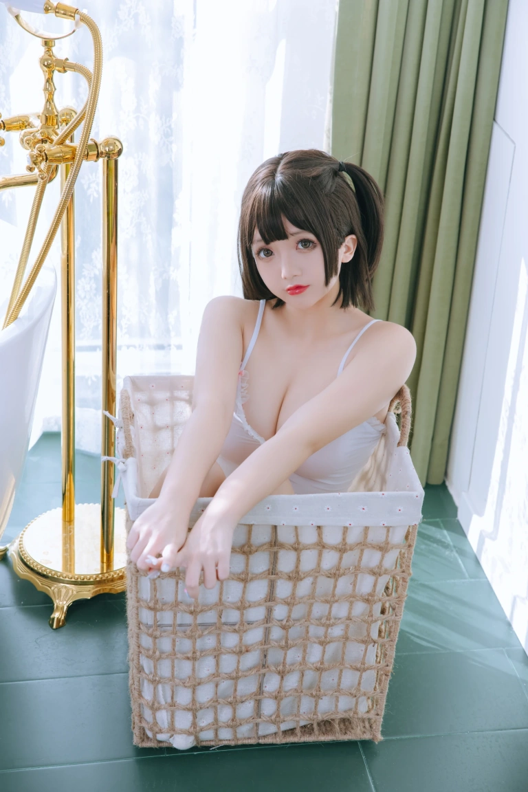 日奈娇(椎名莜)《湿身小白裙》写真图集 91P｜在线预览与图包下载