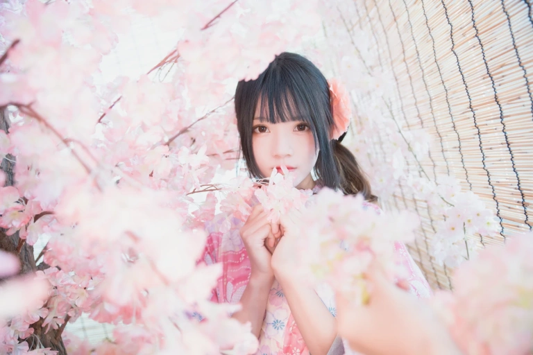 桜桃喵《JK百合3（桜桃喵&鳗鱼霏子）》写真图集 41P｜在线预览与图包下载