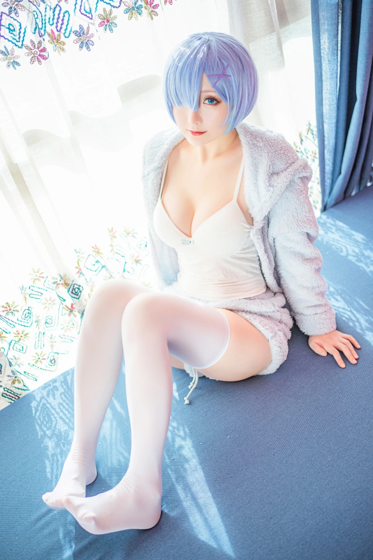 星之迟迟《蕾姆猫娘睡衣》写真图集 14P｜在线预览与图包下载