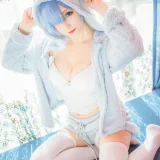 星之迟迟《蕾姆猫娘睡衣》写真图集 14P｜在线预览与图包下载