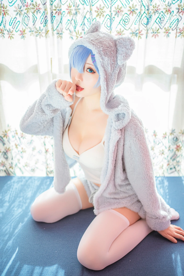 星之迟迟《蕾姆猫娘睡衣》写真图集 14P｜在线预览与图包下载