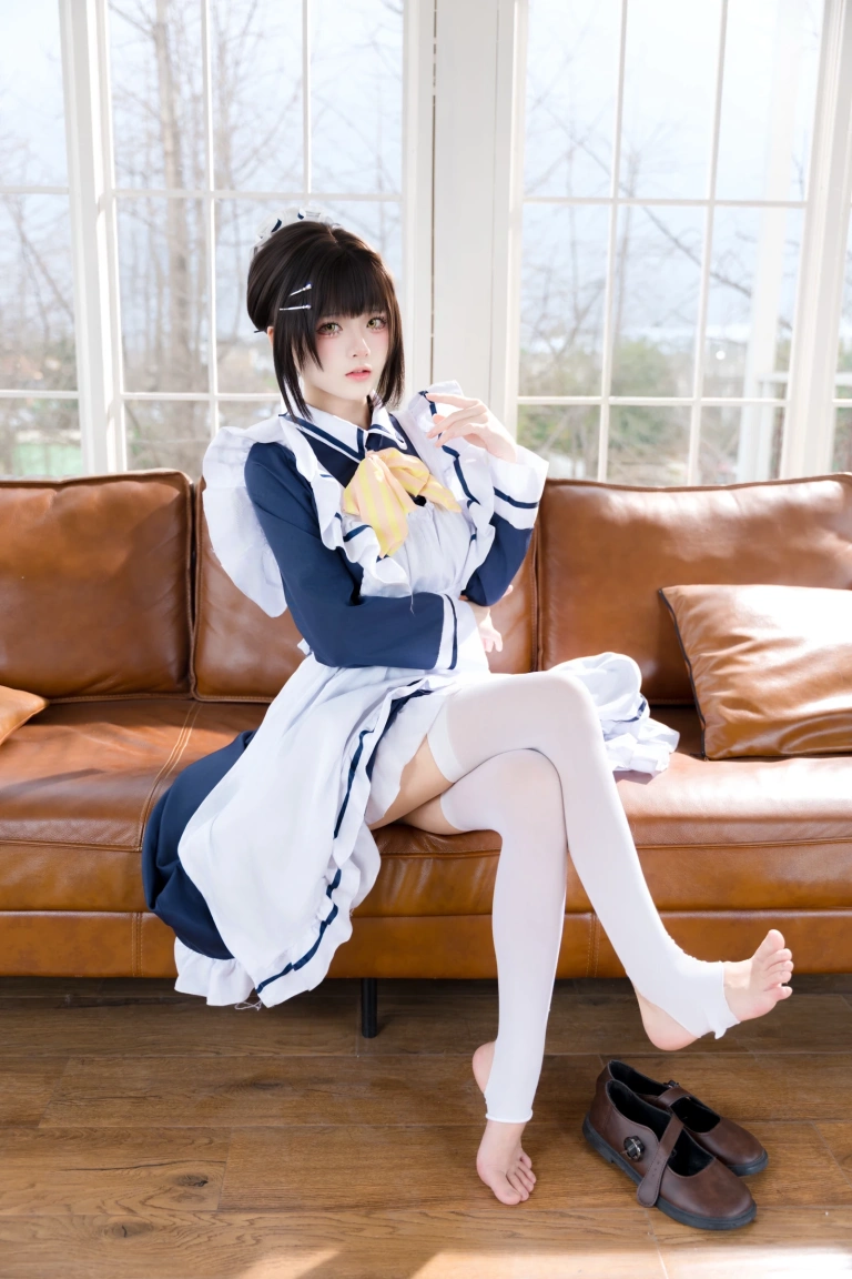 九柒喵《星光咖啡馆与死神之蝶 枣子姐女仆》写真图集 23P｜在线预览与图包下载