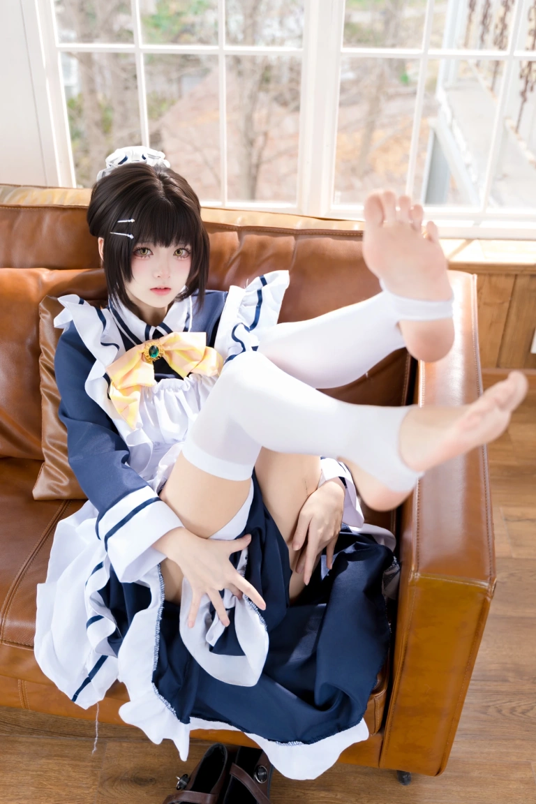 九柒喵《星光咖啡馆与死神之蝶 枣子姐女仆》写真图集 23P｜在线预览与图包下载