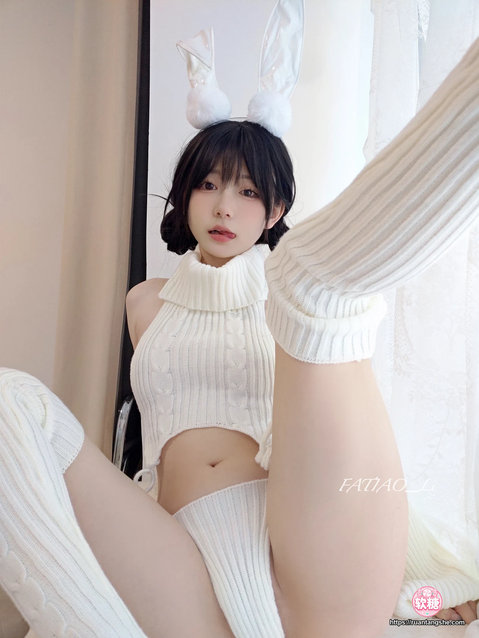 迷之呆梨 迷之呆梨 NO.045 - Fantia 2024年06月会员合集(8期)