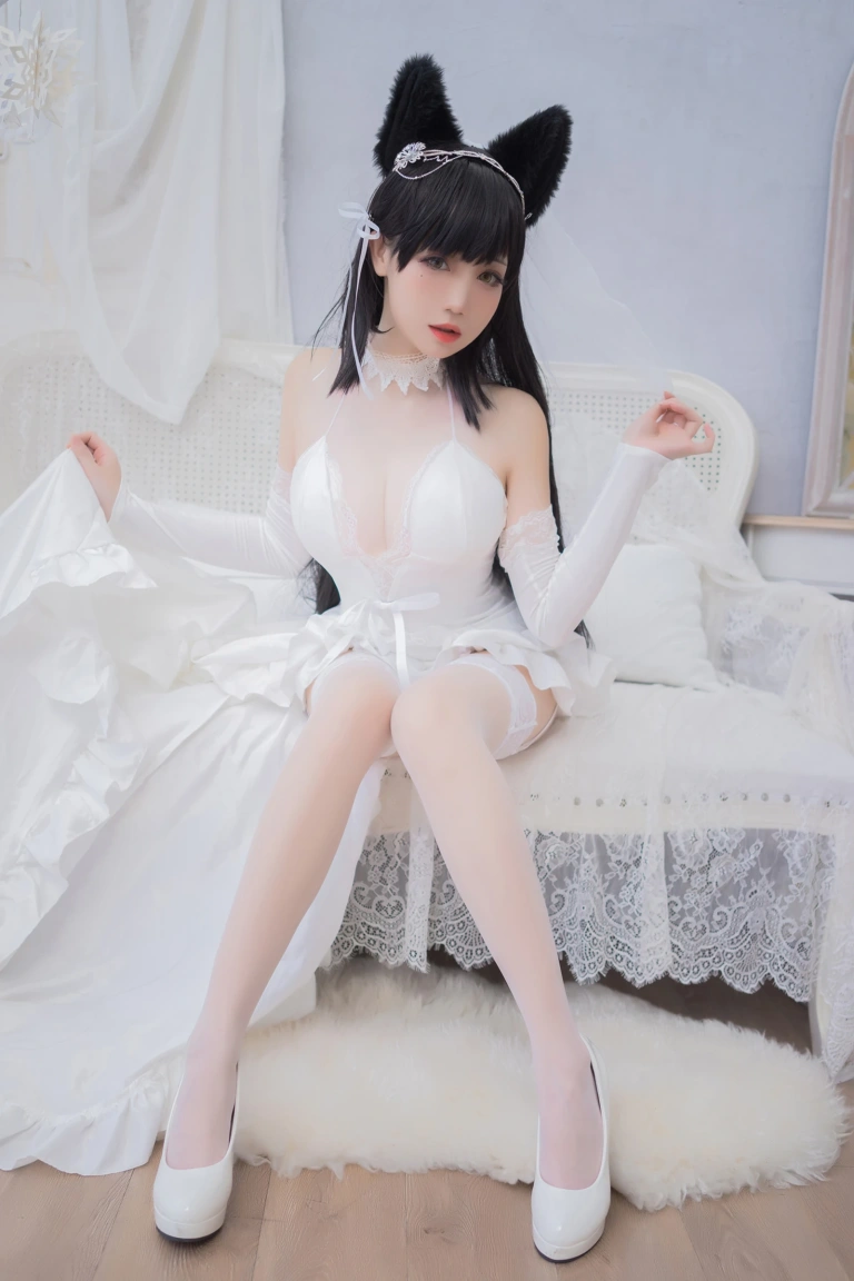 焖焖碳《碧蓝航线 爱宕花嫁》写真图集 20P｜在线预览与图包下载