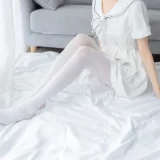 木棉棉《纯情白裙》写真图集 40P｜在线预览与图包下载