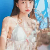 桜桃喵《小少女 少女私房》写真图集 50P｜在线预览与图包下载