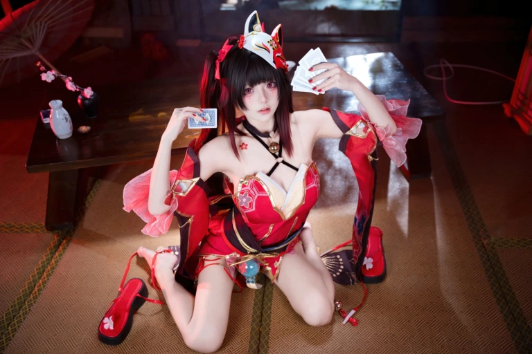 九柒喵《花火》写真图集 65P｜在线预览与图包下载