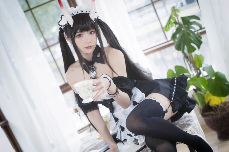 阿包也是兔娘《2022.01月舰长图包 能代女仆》写真图集 23P｜在线预览与图包下载