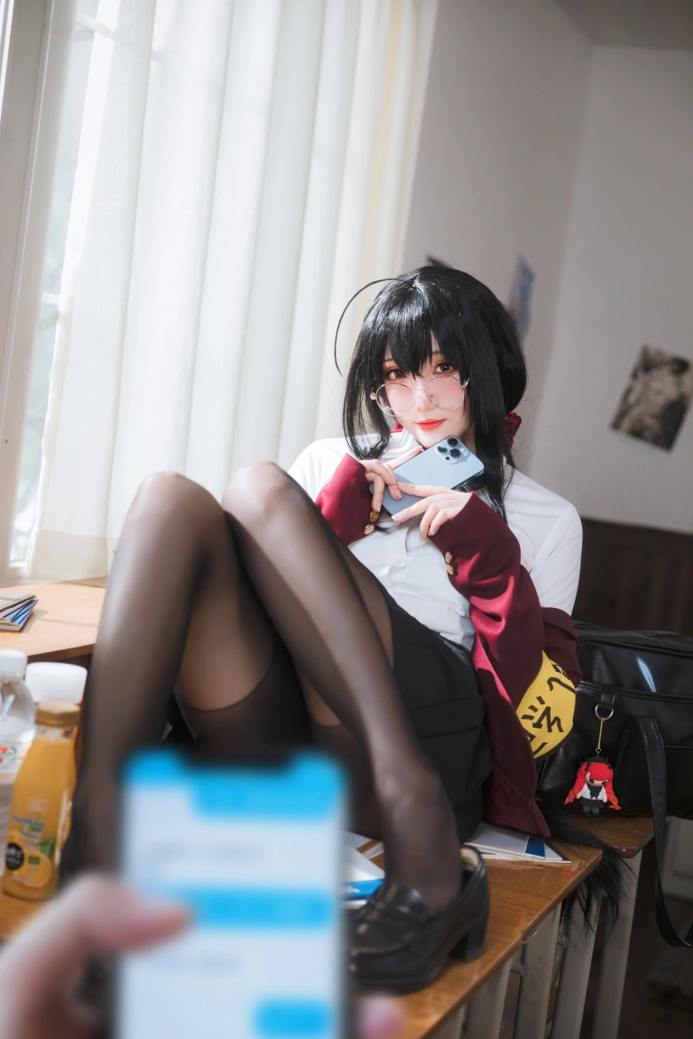 瓜希酱《大凤JK》写真图集 30P｜在线预览与图包下载