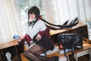 瓜希酱《大凤JK》写真图集 30P｜在线预览与图包下载