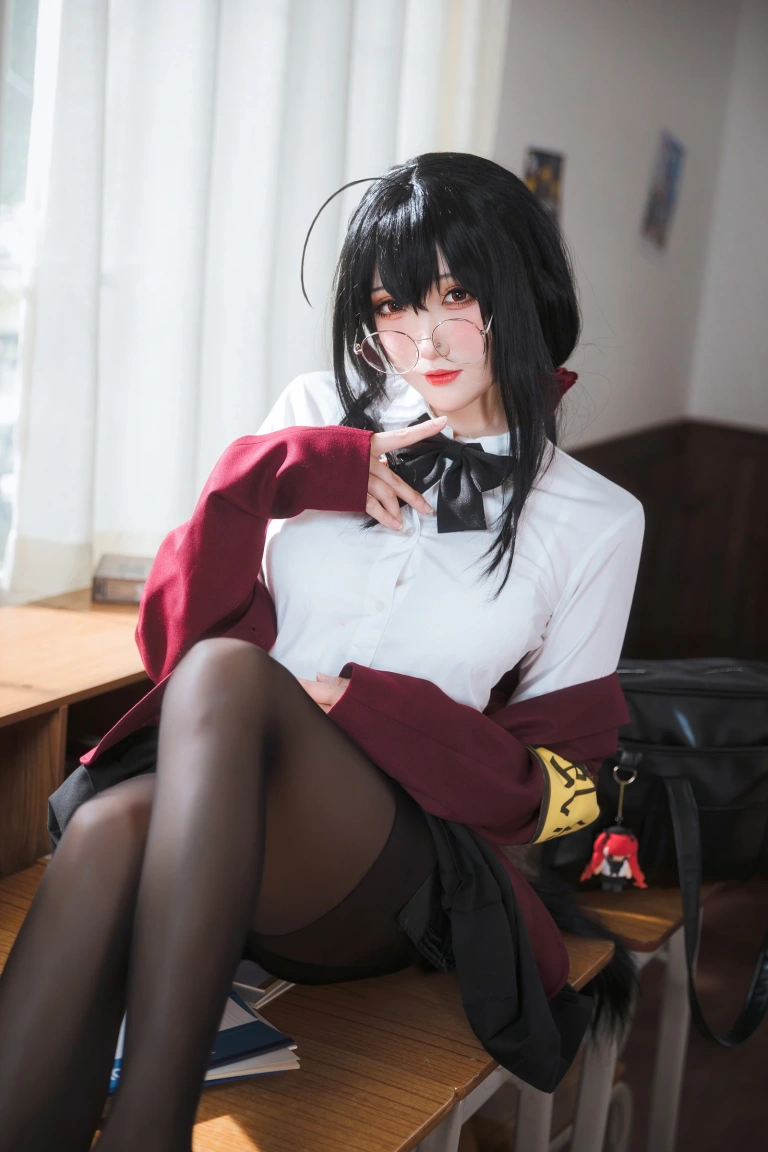 瓜希酱《大凤JK》写真图集 30P｜在线预览与图包下载