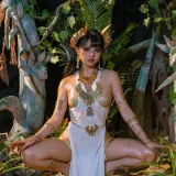 七月喵子《伊庇斯·拉（&云溪溪）》写真图集 18P｜在线预览与图包下载