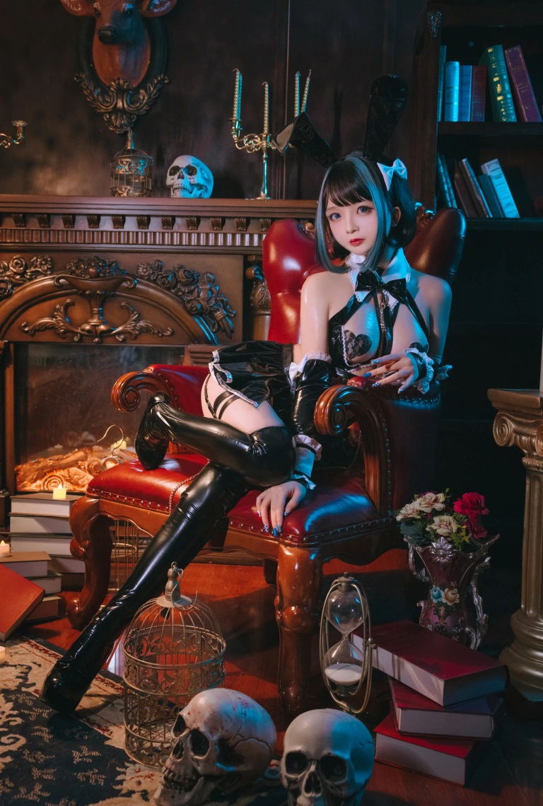 日奈娇(椎名莜)《万圣恶魔皮衣》写真图集 66P｜在线预览与图包下载