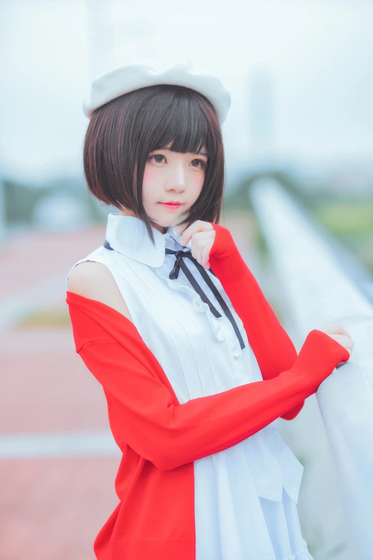 桜桃喵《加藤惠 常服》写真图集 33P｜在线预览与图包下载