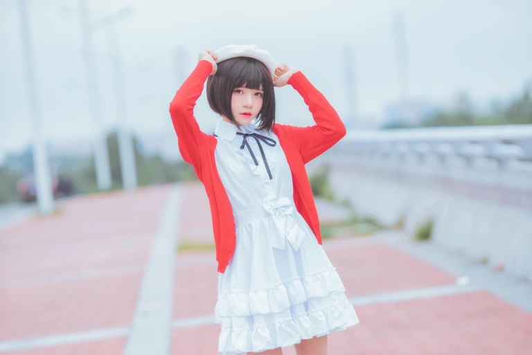 桜桃喵《加藤惠 常服》写真图集 33P｜在线预览与图包下载
