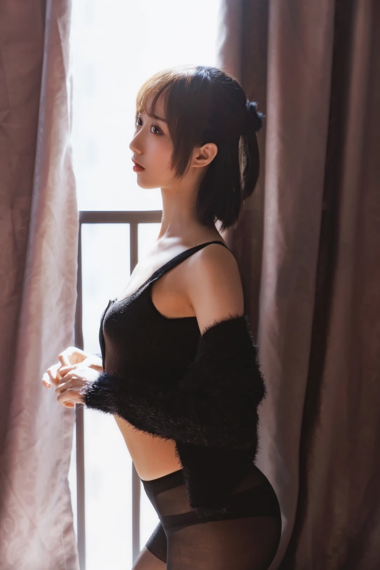 木棉棉《黑丝私房》写真图集 83P｜在线预览与图包下载