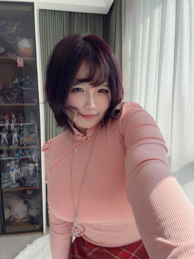 阿半今天很开心《兴趣使然的自拍包》写真图集 87P+5V｜在线预览与图包下载