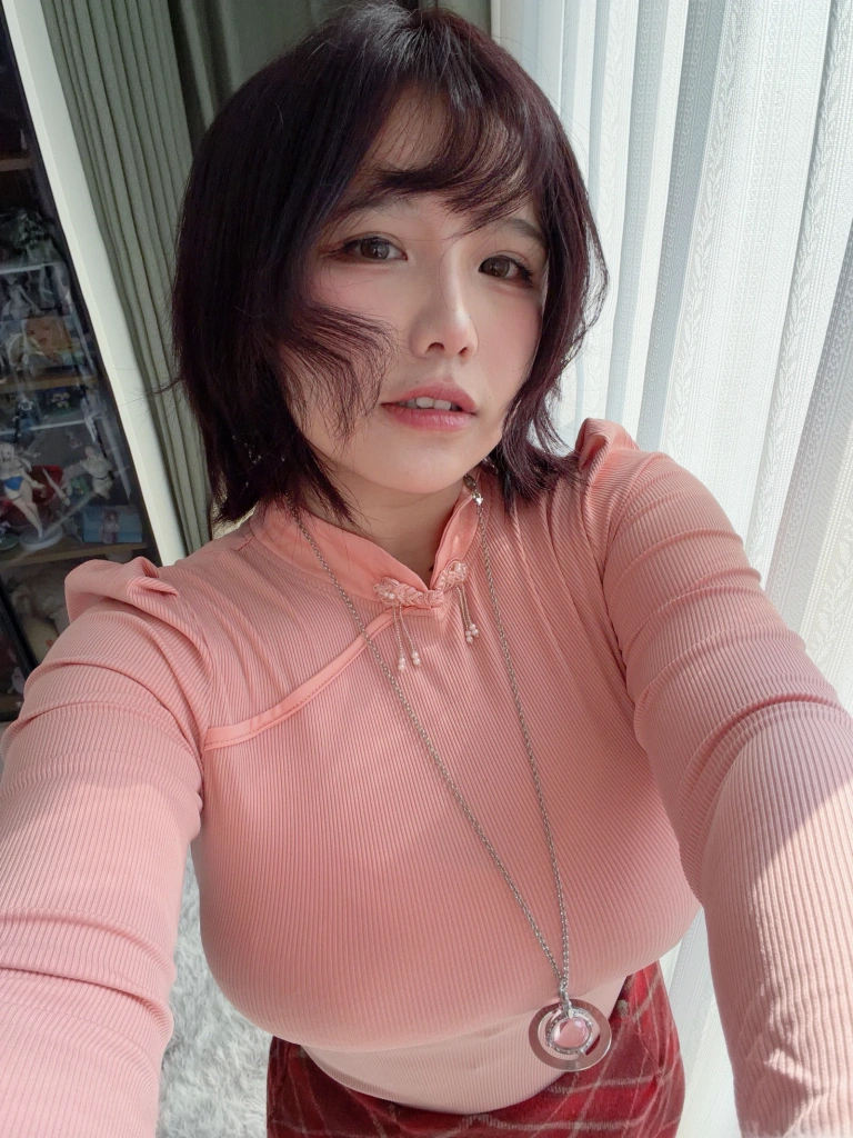 阿半今天很开心《兴趣使然的自拍包》写真图集 87P+5V｜在线预览与图包下载