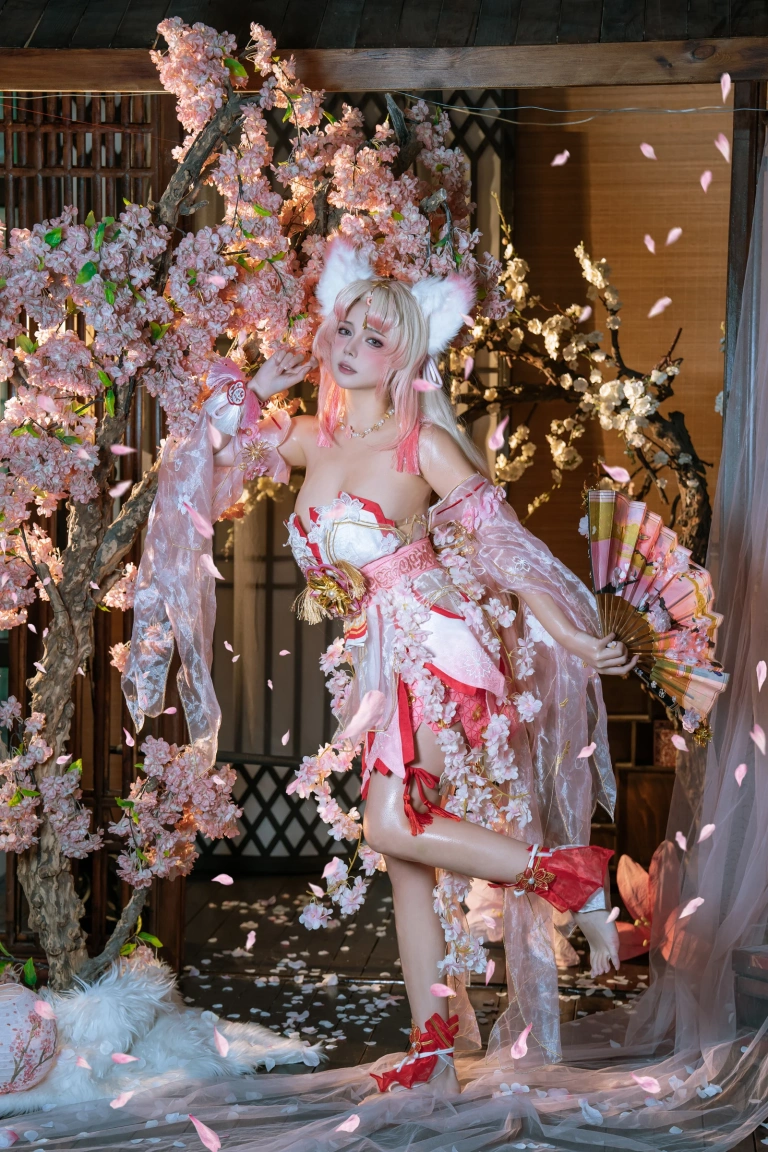 七月喵子《胡桃和殷紫萍cos》写真图集 109P｜在线预览与图包下载