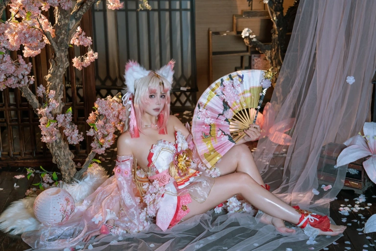七月喵子《胡桃和殷紫萍cos》写真图集 109P｜在线预览与图包下载