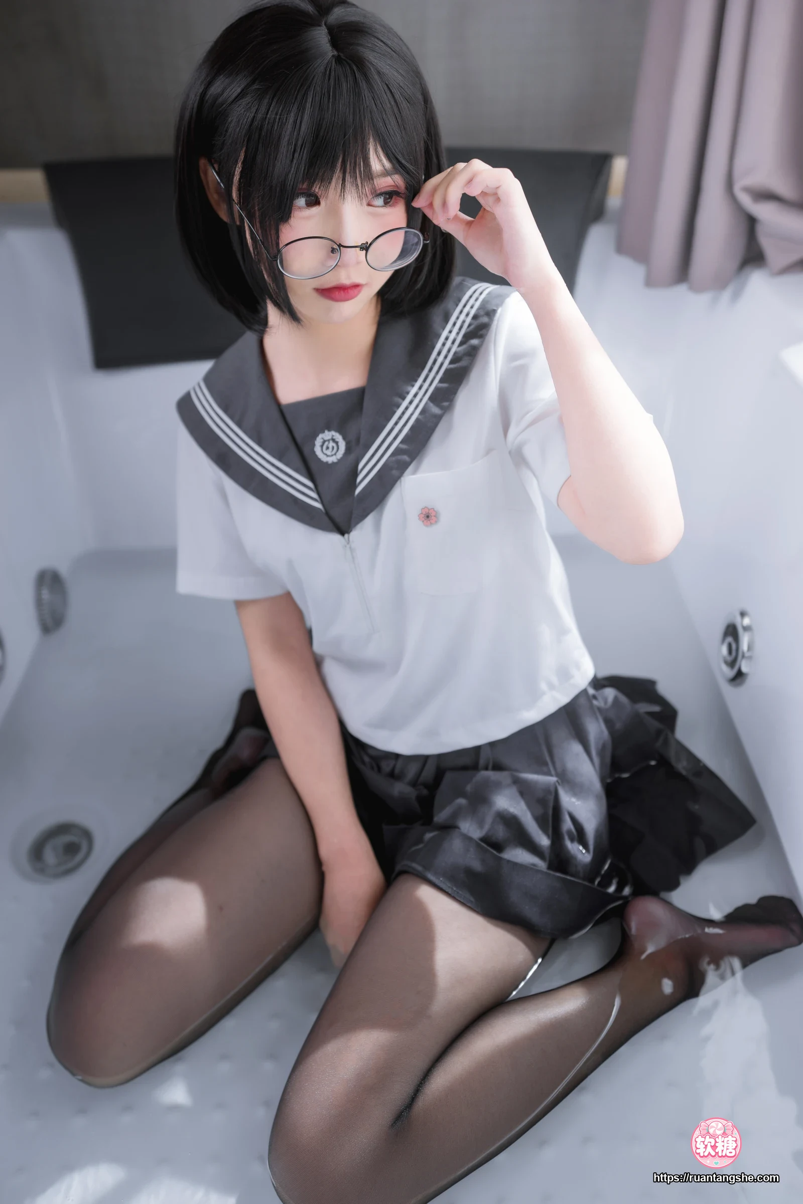 面饼仙儿 面饼仙儿 NO.050 - 脑内少女 黑丝JK