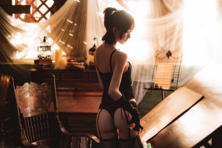 木棉棉《紧身内衣》写真图集 70P｜在线预览与图包下载