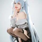 花铃《芙洛伦 药心巧克力》写真图集 84P｜在线预览与图包下载