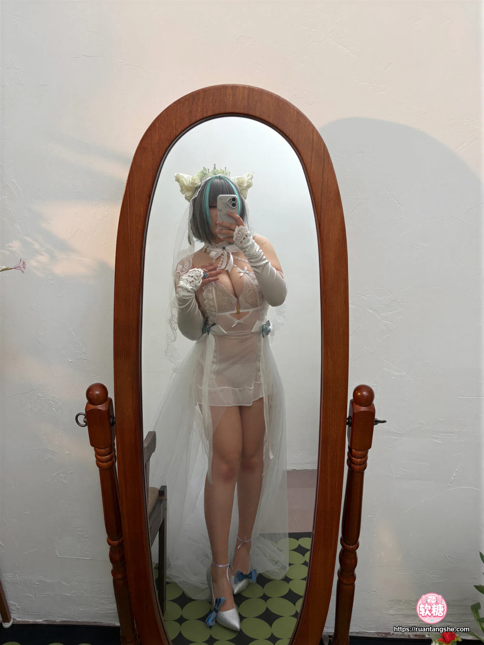 阿半今天很开心 阿半今天很开心 NO.052 - 碧蓝航线 柴郡誓约花嫁