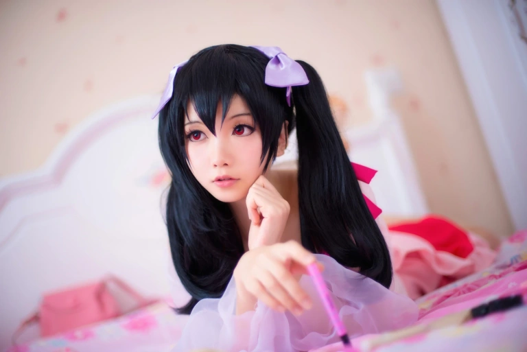 星之迟迟《矢泽妮可》写真图集 18P｜在线预览与图包下载