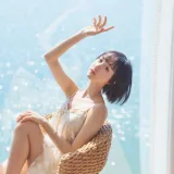 木棉棉《暖冬的海 米色裙子》写真图集 22P｜在线预览与图包下载