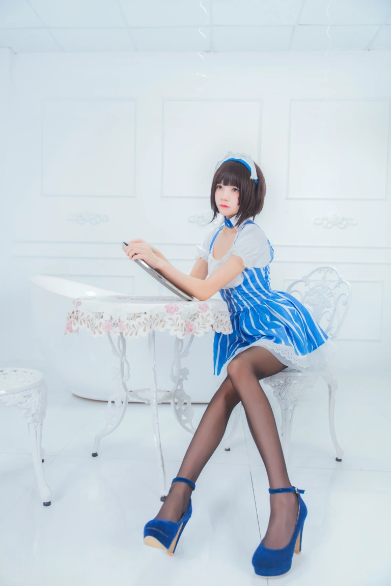 桜桃喵《加藤惠 妹抖》写真图集 29P｜在线预览与图包下载