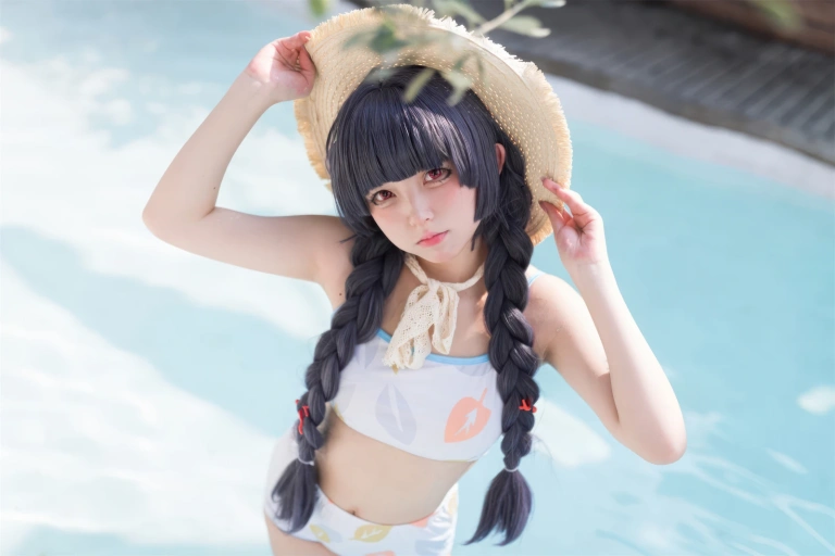 花铃《碧蓝档案 美游泳装》写真图集 41P｜在线预览与图包下载