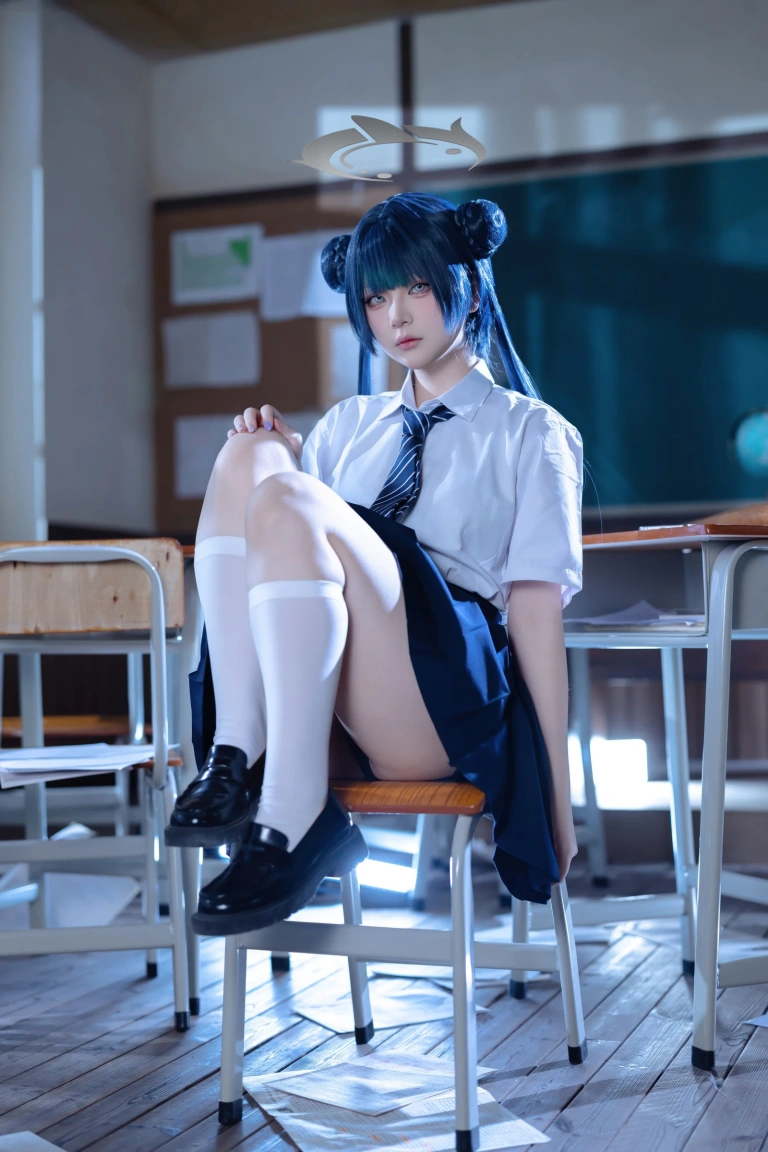 屿鱼《蔚蓝档案 妃咲JK》写真图集 61P｜在线预览与图包下载