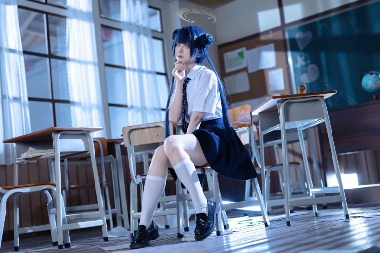 屿鱼《蔚蓝档案 妃咲JK》写真图集 61P｜在线预览与图包下载