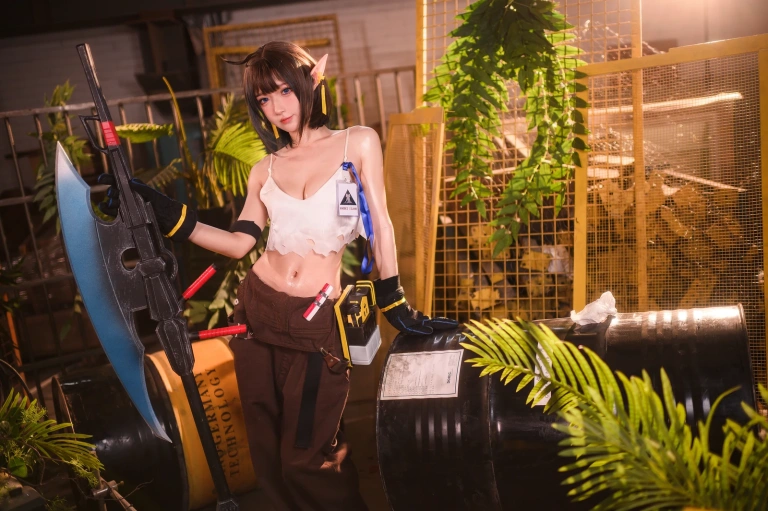 阿包也是兔娘《2022.06月舰长图包 明日方舟 森蚺》写真图集 33P｜在线预览与图包下载