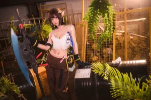 阿包也是兔娘《2022.06月舰长图包 明日方舟 森蚺》写真图集 33P｜在线预览与图包下载