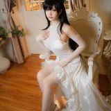 星之迟迟《爱宕婚纱》写真图集 25P｜在线预览与图包下载