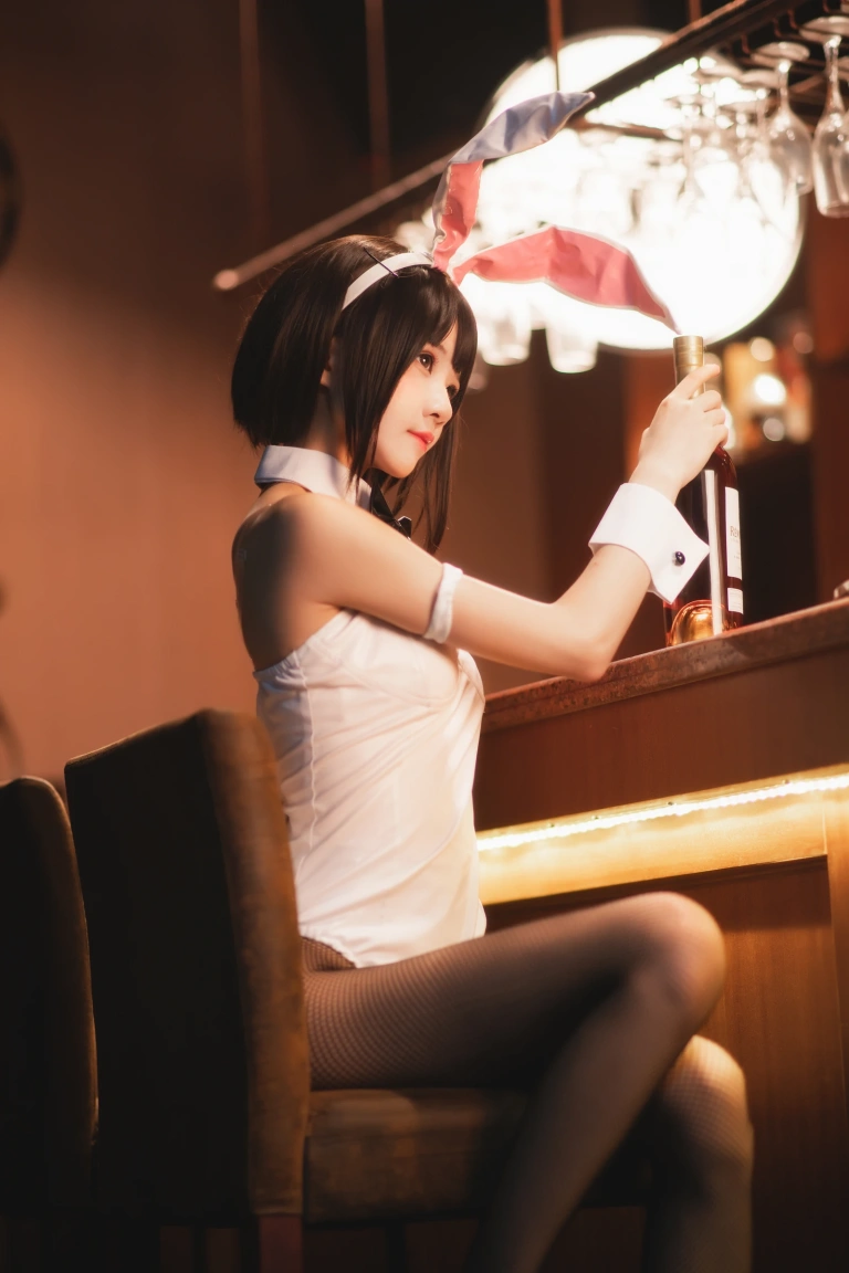 桜桃喵《加藤惠 兔女郎》写真图集 29P｜在线预览与图包下载
