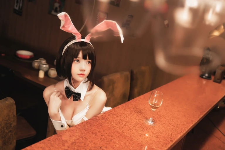 桜桃喵《加藤惠 兔女郎》写真图集 29P｜在线预览与图包下载